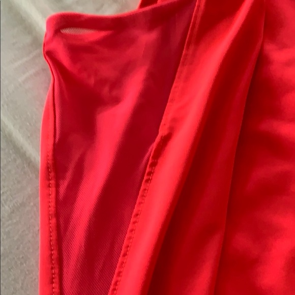 Under Armor - Picture 3 of 4